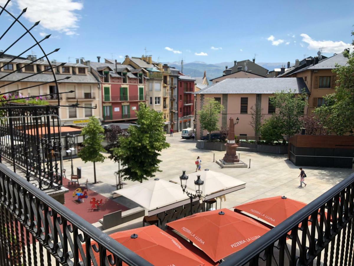 Edifici Herois Puigcerdà Exteriér fotografie