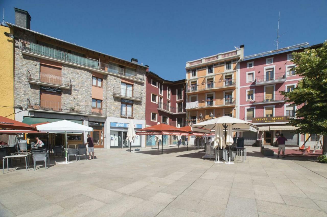 Edifici Herois Puigcerdà Exteriér fotografie